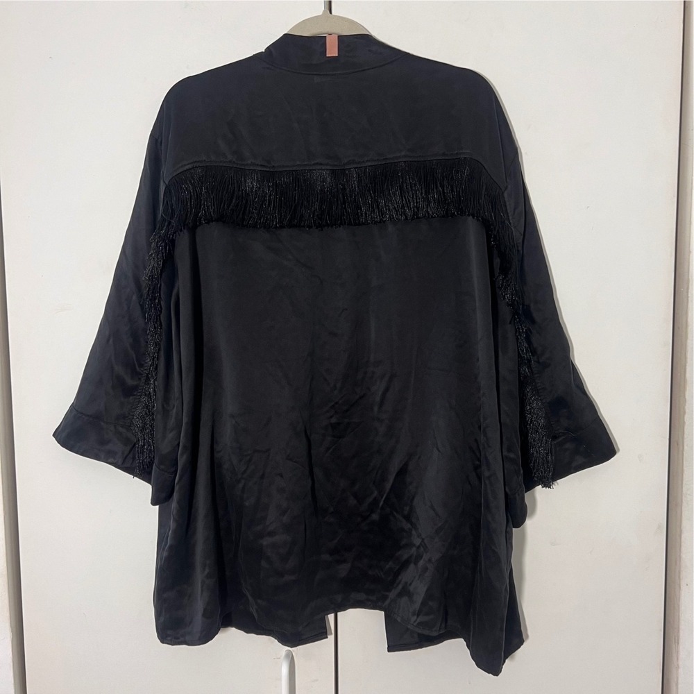 Lunya Washable Silk Short Fringe Robe Womens M Black Kimono 100% Silk Loungewear - Picture 2 of 6